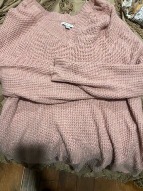 American Eagle Outfitters Blush Pink V-Neck Waffle Knit Sweater